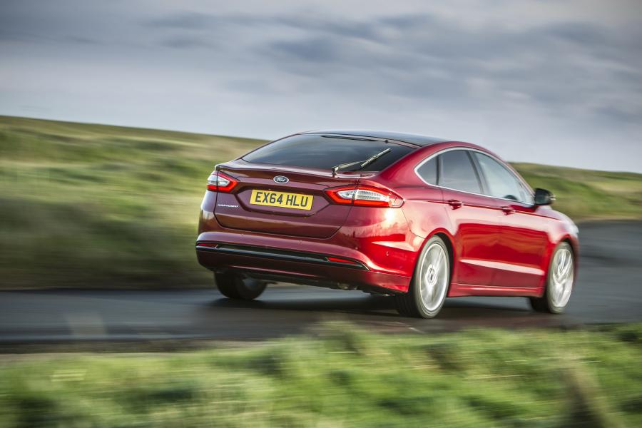  Ford Mondeo Hatchback 2014 года  (UK) (фото 12 из 33)